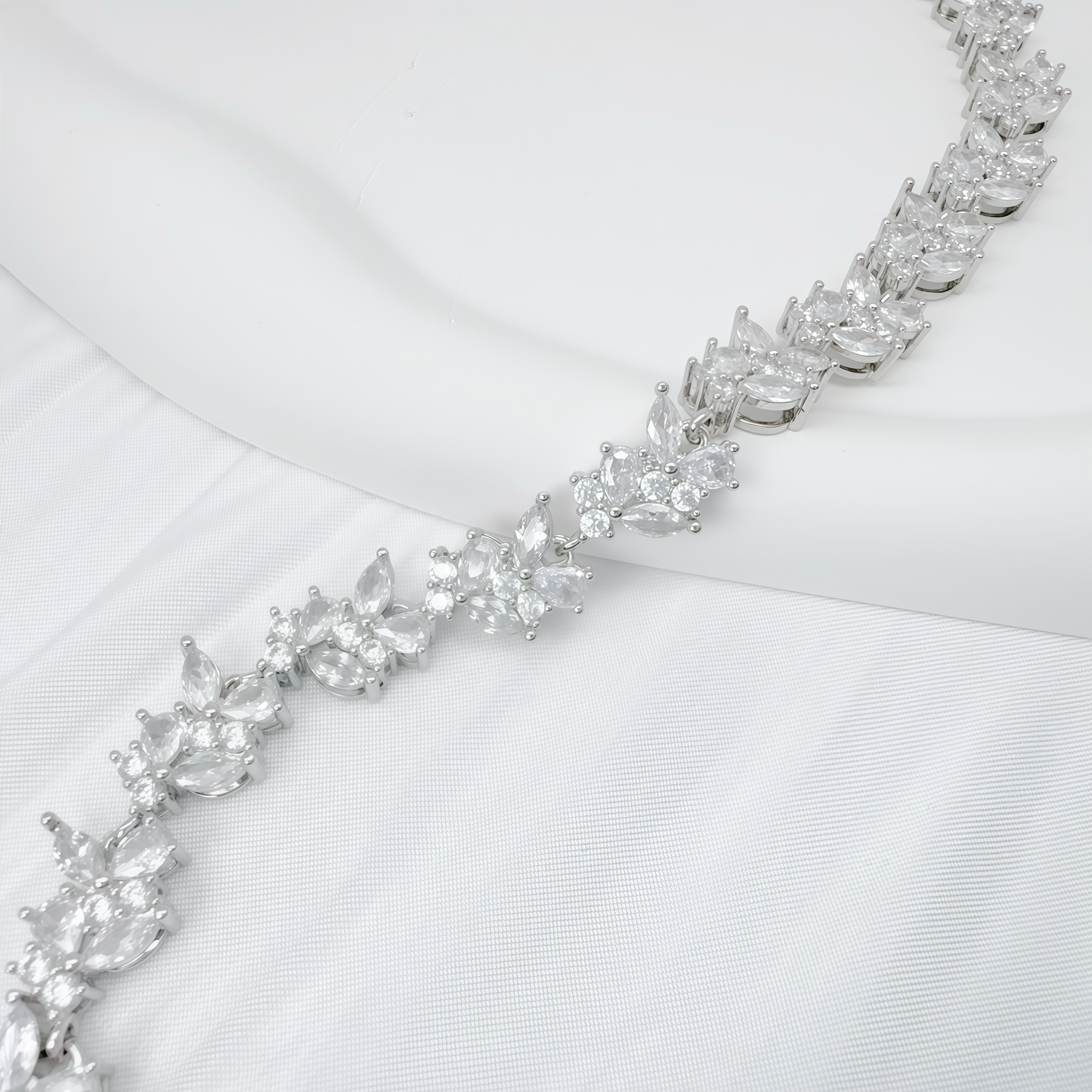 Luxury Zirconia Floral Bracelet